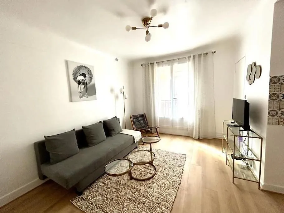 Paris Cosy Studio Near Beaugrenelle And Eiffel Tower Apartment