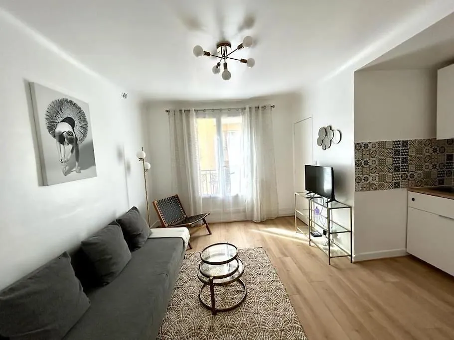 Paris Cosy Studio Near Beaugrenelle And Eiffel Tower Apartment